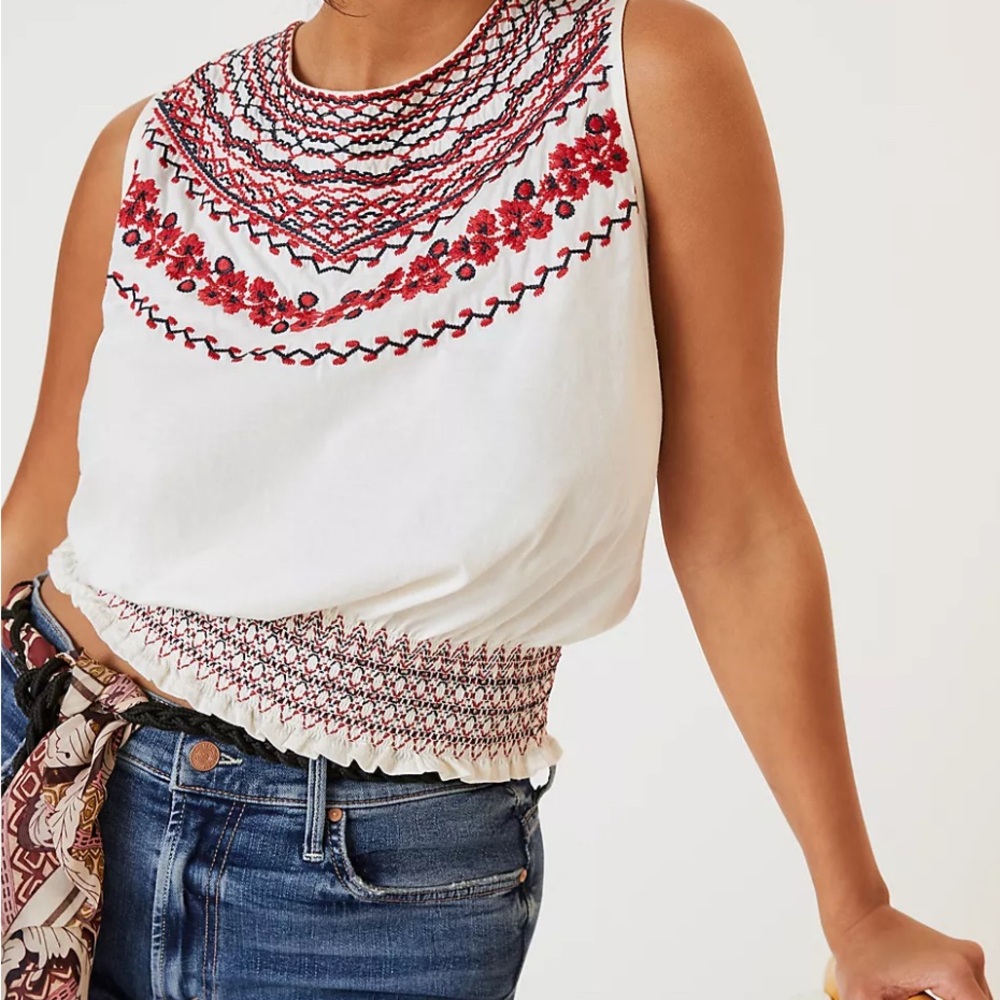 Anthropologie Tiny Linni Smocked Embroidered Top Women's Size Small - Picture 3 of 10